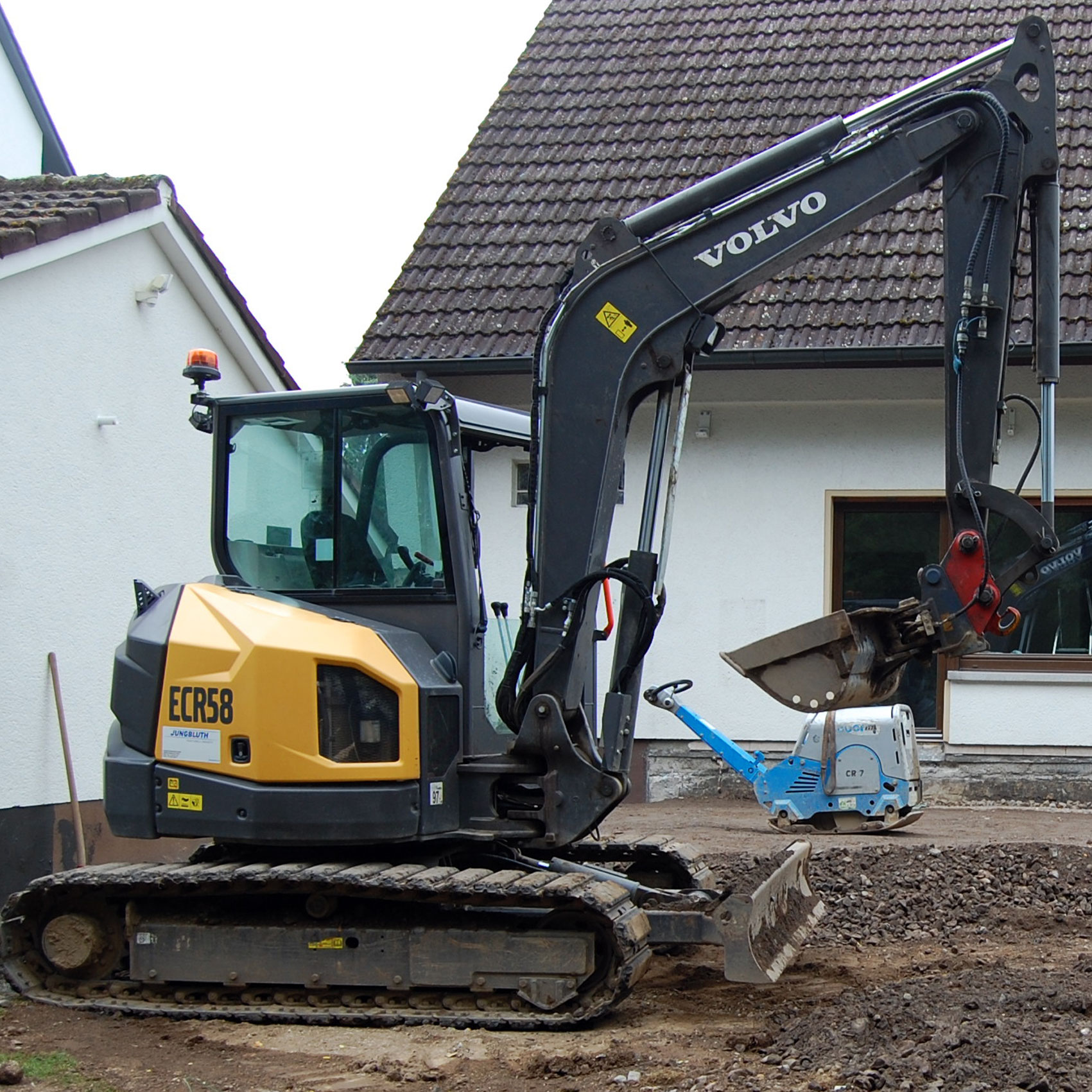 Garten-landschaftsbau Westerwald, Taunus, Hunsrück und im Rhein-Main-Gebiet. Transporte Baustoffe Westerwald Taunus Hunsrück Eifel Rhein-Main Rhein-Hessen Neuwied Wiesbaden Gießen Limburg Mainz Bonn Cochem Mayen Montabaur Idstein Nastätten Frankfurt am Main Bad Ems Westerburg Bad Homburg